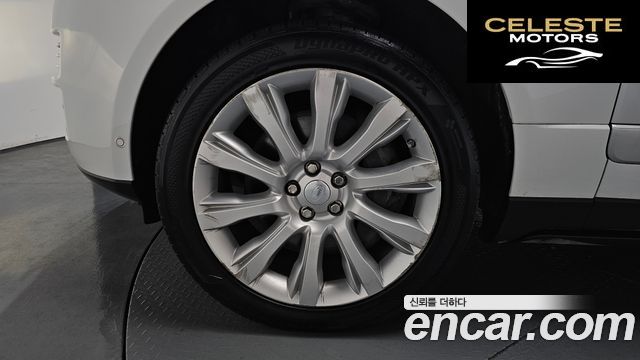 LAND ROVER Range Rover 44.4 SDV8 Vogue SE 2016 — photo 4 sur 36