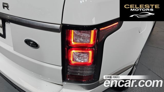 LAND ROVER Range Rover 44.4 SDV8 Vogue SE 2016 — photo 8 sur 36
