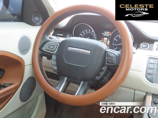 LAND ROVER Range Rover Evoque 2.0 Si4 2012 — photo 16 sur 26