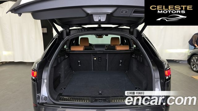 LAND ROVER Range Rover Velar 3.0 P400 R-Dynamic HSE 2022 — photo 26 sur 33