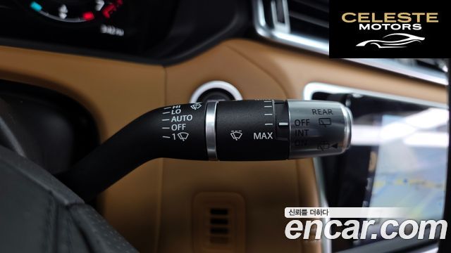 LAND ROVER Range Rover Velar 3.0 P400 R-Dynamic HSE 2022 — photo 29 sur 33