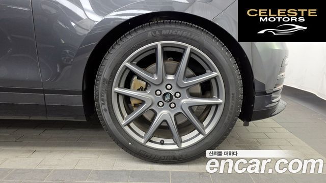LAND ROVER Range Rover Velar 3.0 P400 R-Dynamic HSE 2022 — photo 7 sur 33