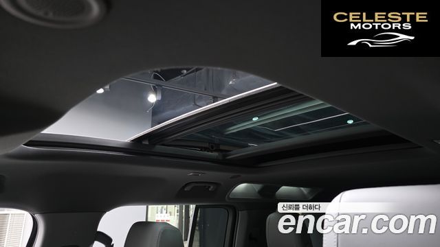 LAND ROVER Defender (L663) 110 P300 X-Dynamic SE 2023 — photo 32 sur 36