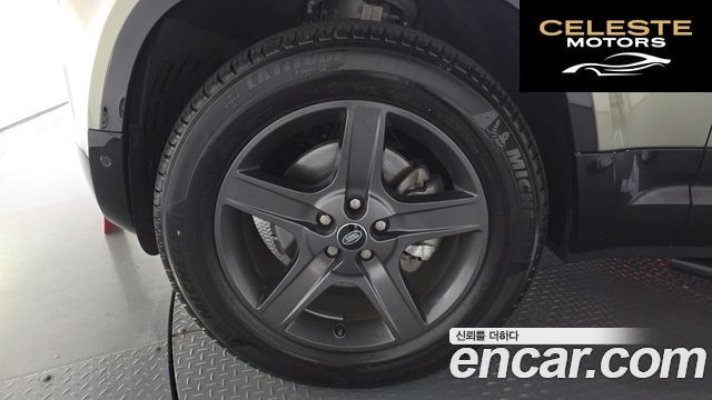 LAND ROVER Defender (L663) 110 P300 X-Dynamic SE 2023 — photo 4 sur 36