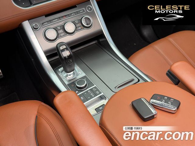 LAND ROVER Range Rover Sport 23.0 SDV6 HSE Dynamic 2016 — photo 13 sur 26
