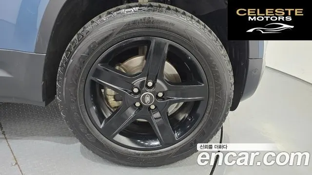 LAND ROVER Defender (L663) 110 D250 SE 2023 — photo 7 sur 32
