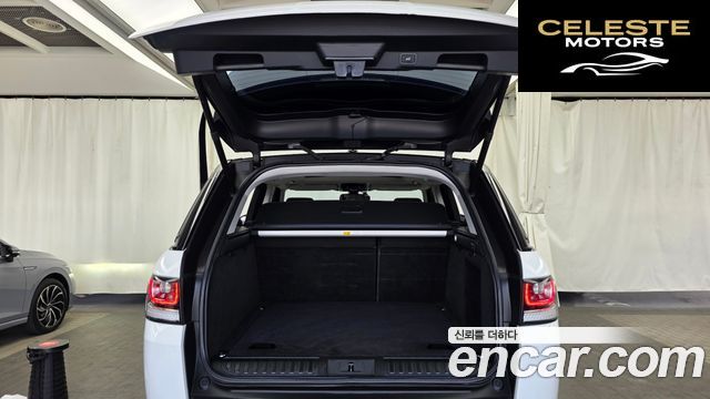 LAND ROVER Range Rover Sport 23.0 SDV6 HSE 2016 — photo 20 sur 26