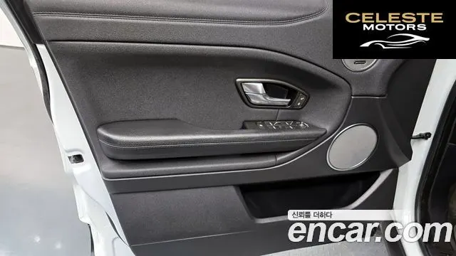 LAND ROVER Range Rover Evoque 2.0 TD4 SE 2019 — photo 14 sur 32