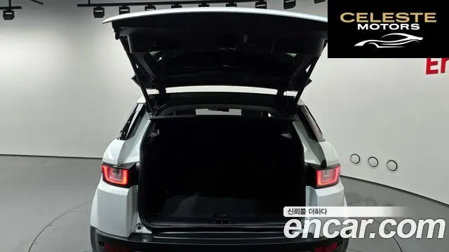 LAND ROVER Range Rover Evoque 2.0 TD4 SE 2019 — photo 28 sur 32