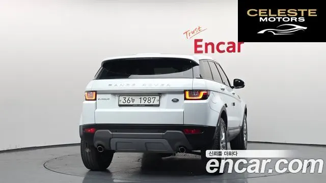 LAND ROVER Range Rover Evoque 2.0 TD4 SE 2019 — photo 4 sur 32