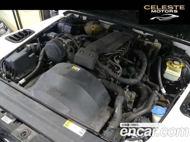 LAND ROVER Defender 90 2010 — photo 6 sur 20