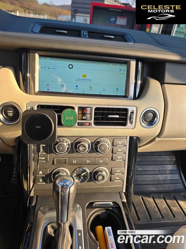 LAND ROVER Range Rover V8 5.0 Supercharged 2010 — photo 9 sur 20