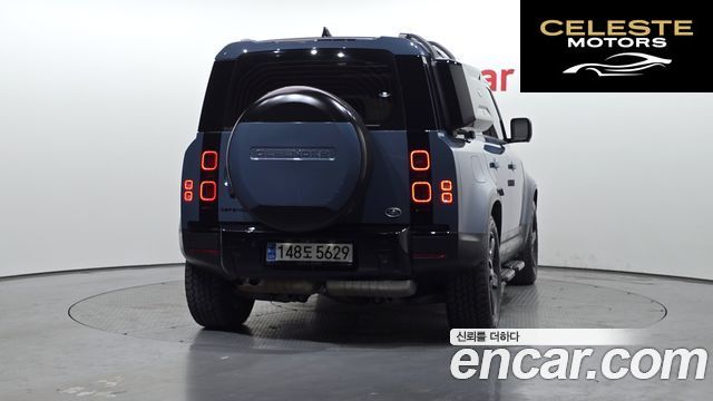 LAND ROVER Defender (L663) 110 D250 SE 2023 — photo 4 sur 32