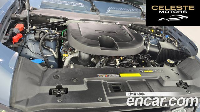 LAND ROVER Defender (L663) 110 D250 SE 2023 — photo 6 sur 32