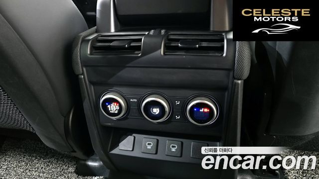 LAND ROVER Defender (L663) 110 D300 75th Edition 2023 — photo 30 sur 36