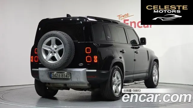 LAND ROVER Defender (L663) 110 D240 SE 2020 — photo 2 sur 43