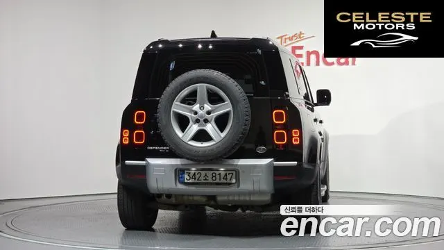 LAND ROVER Defender (L663) 110 D240 SE 2020 — photo 4 sur 43