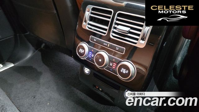 LAND ROVER Range Rover 44.4 SDV8 AB 2016 — photo 18 sur 20