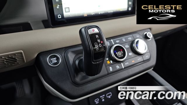 LAND ROVER Defender (L663) 110 D240 SE 2020 — photo 12 sur 43