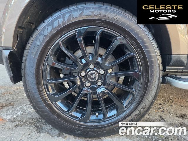 LAND ROVER Discovery 4 3.0 TDV6 HSE 2016 — photo 11 sur 15