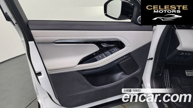 LAND ROVER Range Rover Evoque 2P250 R-Dynamic SE 2023 — photo 14 sur 36