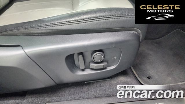 LAND ROVER Range Rover Evoque 2P250 R-Dynamic SE 2023 — photo 35 sur 36