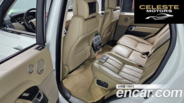 LAND ROVER Range Rover 44.4 SDV8 Vogue SE 2015 — photo 11 sur 20