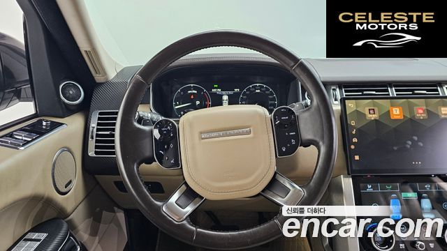 LAND ROVER Range Rover 44.4 SDV8 Vogue SE 2015 — photo 13 sur 20