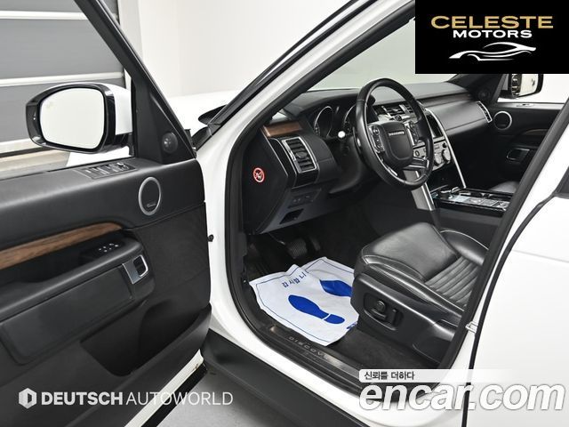 LAND ROVER Discovery 5 3.0 TD6 HSE Luxury 2017 — photo 11 sur 26