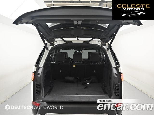 LAND ROVER Discovery 5 3.0 TD6 HSE Luxury 2017 — photo 19 sur 26