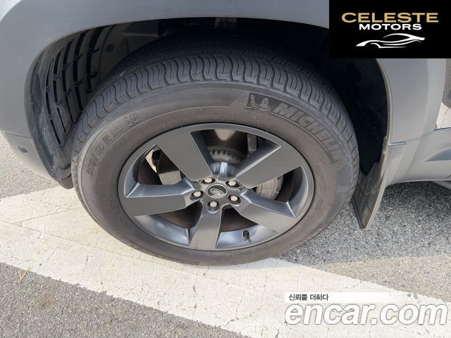 LAND ROVER Defender (L663) 110 D300 HSE 2022 — photo 13 sur 22