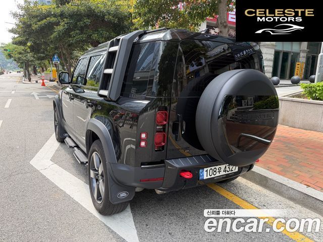 LAND ROVER Defender (L663) 110 D300 HSE 2022 — photo 4 sur 22