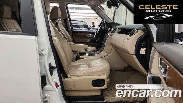 LAND ROVER Discovery 4 3.0 SDV6 SE 2016 — photo 11 sur 20
