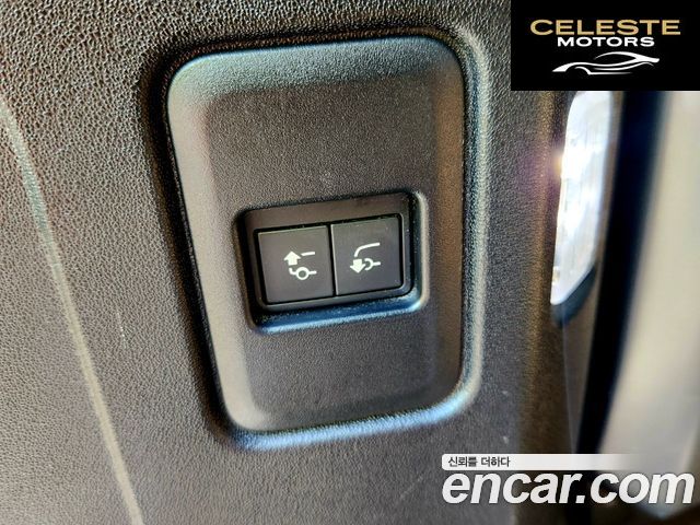 LAND ROVER Defender (L663) 110 D240 SE 2020 — photo 19 sur 26