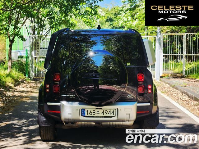 LAND ROVER Defender (L663) 110 D240 SE 2020 — photo 2 sur 26