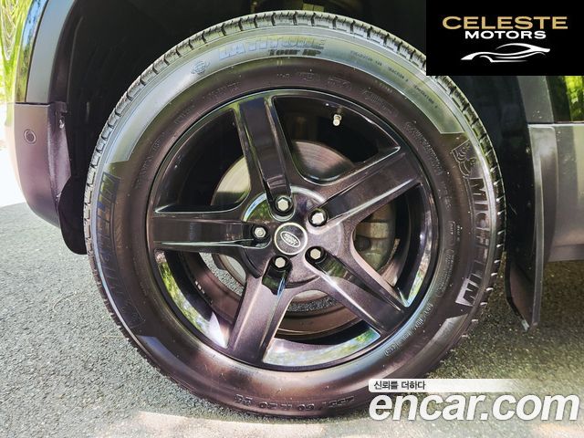 LAND ROVER Defender (L663) 110 D240 SE 2020 — photo 7 sur 26