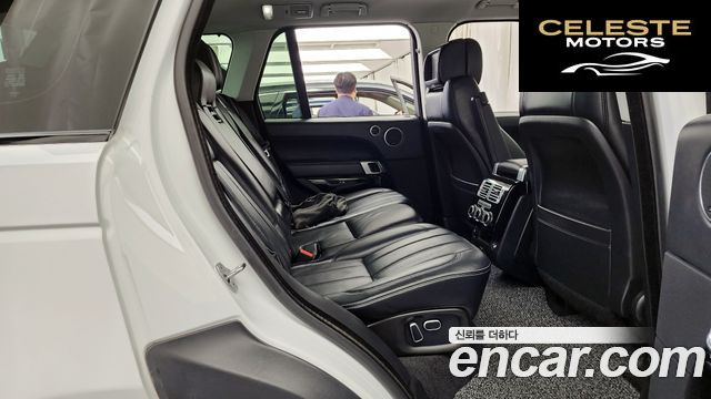 LAND ROVER Range Rover 44.4 SDV8 Vogue SE 2014 — photo 12 sur 26
