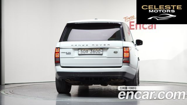 LAND ROVER Range Rover 44.4 SDV8 Vogue SE 2014 — photo 4 sur 26