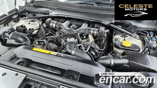 LAND ROVER Range Rover 44.4 SDV8 Vogue SE 2014 — photo 6 sur 26