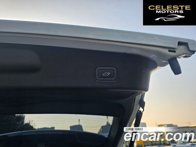 LAND ROVER Range Rover Sport 3.0 SDV6 2012 — photo 19 sur 25