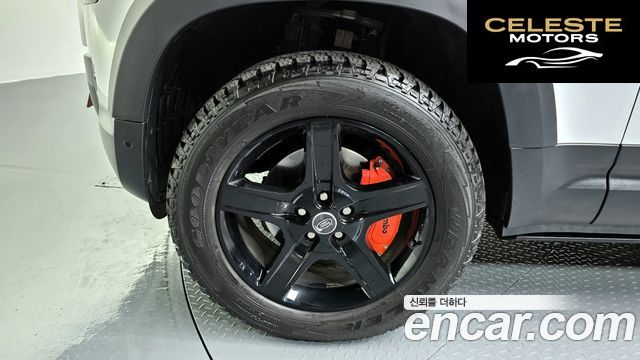 LAND ROVER Defender (L663) 90 D250 SE 2022 — photo 5 sur 34