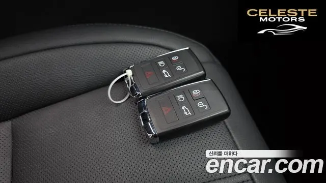 LAND ROVER Range Rover Evoque 2P250 Dynamic SE 2026 — photo 27 sur 39