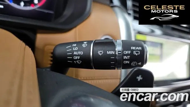 LAND ROVER Discovery 5 3.0 SD6 HSE Luxury 2019 — photo 35 sur 41