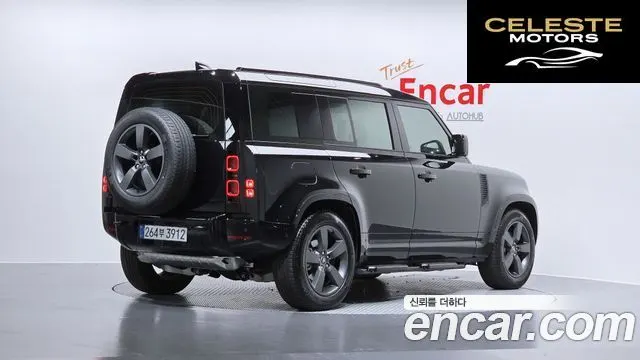 LAND ROVER Defender (L663) 110 P300 X-Dynamic SE 2025 — photo 2 sur 39