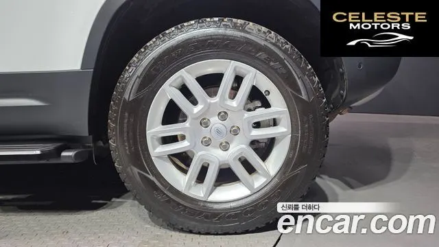 LAND ROVER Defender (L663) 110 D250 S 2022 — photo 7 sur 30