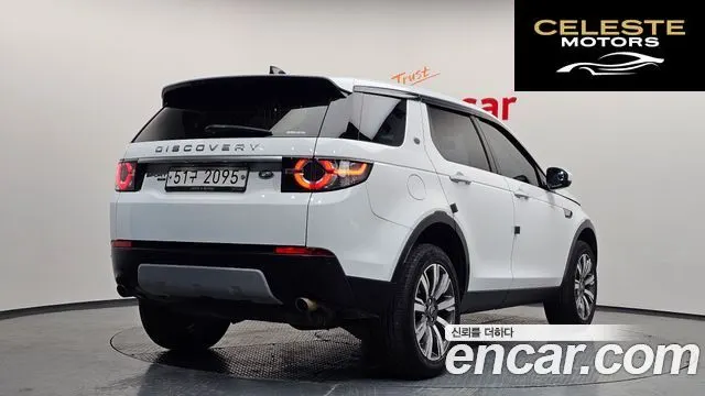 LAND ROVER Discovery Sport 2.0 TD4 HSE Luxury 2018 — photo 2 sur 33