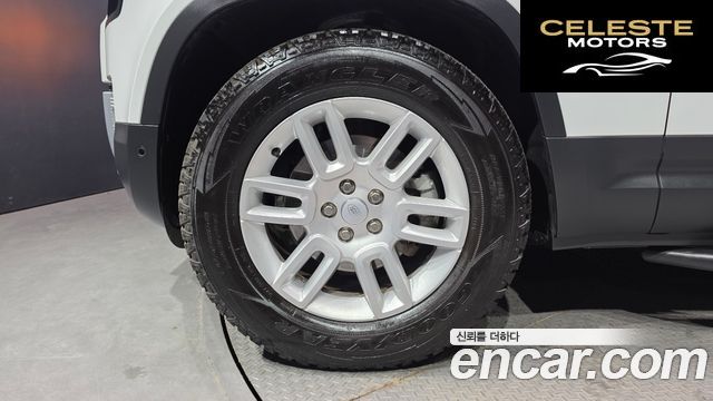 LAND ROVER Defender (L663) 110 D250 S 2022 — photo 5 sur 30