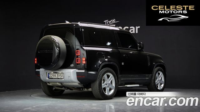 LAND ROVER Defender (L663) 90 D250 SE 2023 — photo 2 sur 35
