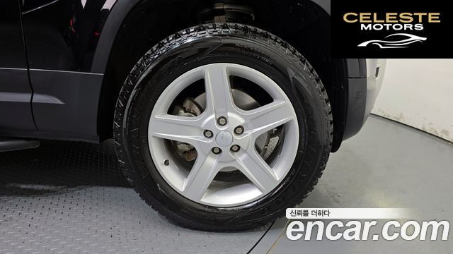 LAND ROVER Defender (L663) 110 D250 SE 2022 — photo 7 sur 36