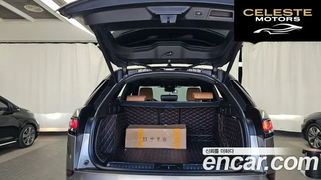 LAND ROVER Range Rover Velar 3.0 D300 R-Dynamic HSE 2019 — photo 26 sur 40